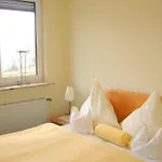 ホテル Hotel-ferienwohnungen Cafe Maarblick シャルケンメーレン