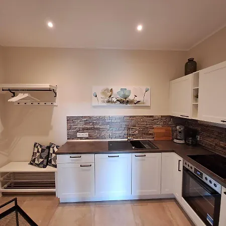 Hotel-ferienwohnungen Cafe Maarblick