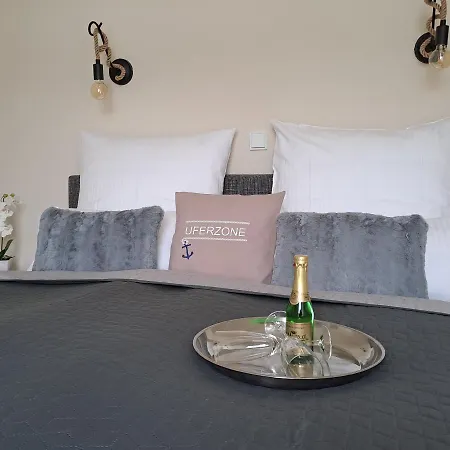 Hotel-ferienwohnungen Cafe Maarblick 酒店