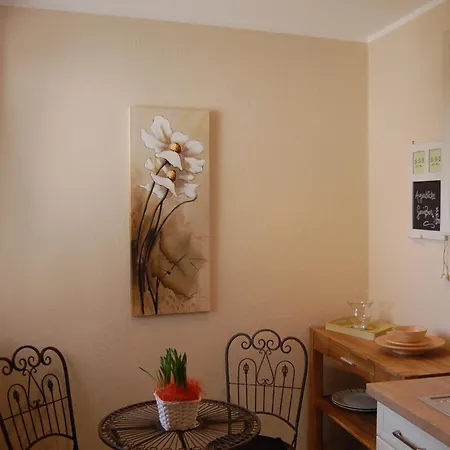 Hotel-ferienwohnungen Cafe Maarblick 3* 汉格莫仁