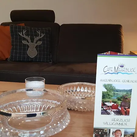 Hotel-ferienwohnungen Cafe Maarblick