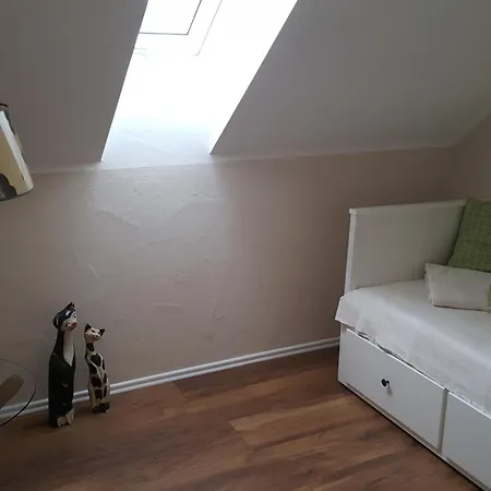 Hotel-ferienwohnungen Cafe Maarblick Hotel