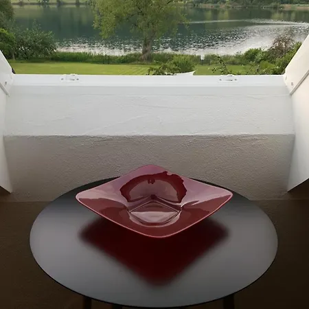 Hotel-ferienwohnungen Cafe Maarblick 3*