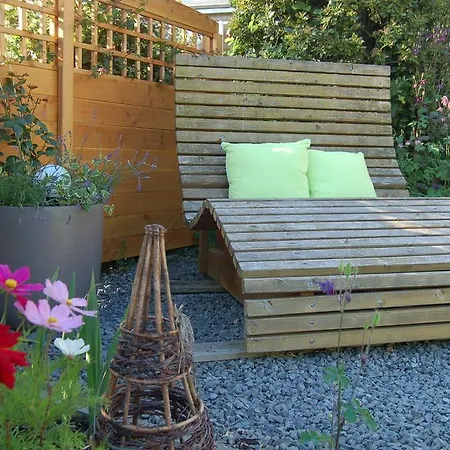 Hotel-ferienwohnungen Cafe Maarblick