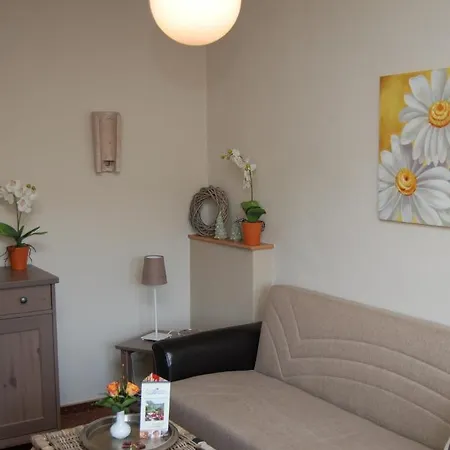 酒店 Hotel-ferienwohnungen Cafe Maarblick 汉格莫仁