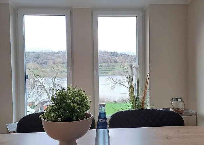 Hotel-ferienwohnungen Cafe Maarblick 3*