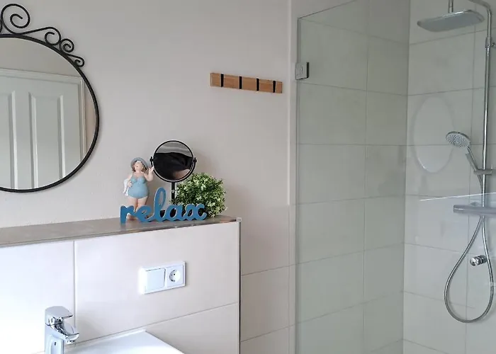 Hotel-ferienwohnungen Cafe Maarblick Шалькенмерен