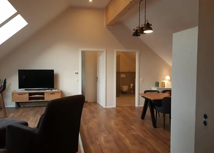 Hotel-ferienwohnungen Cafe Maarblick Отель 3*