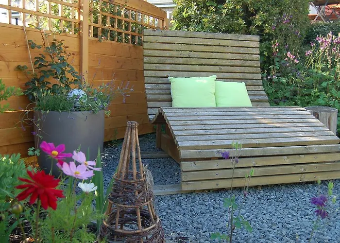 Hotel-ferienwohnungen Cafe Maarblick