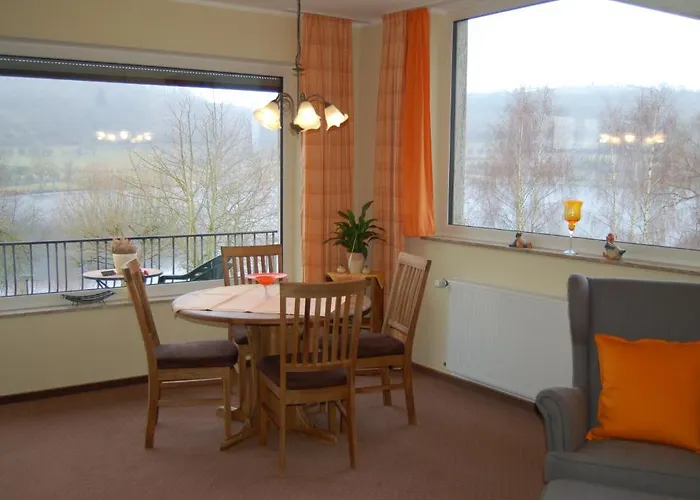 Hotel-ferienwohnungen Cafe Maarblick